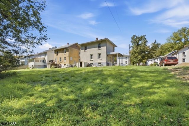 604 Tuttle St, Phillipsburg Town, NJ 08865