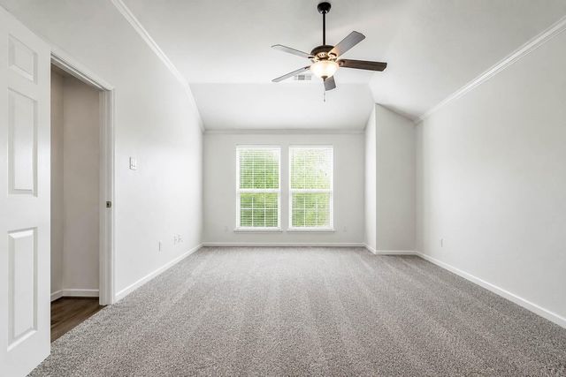 1802 Oak Lodge Drive, Pearland, TX 77581