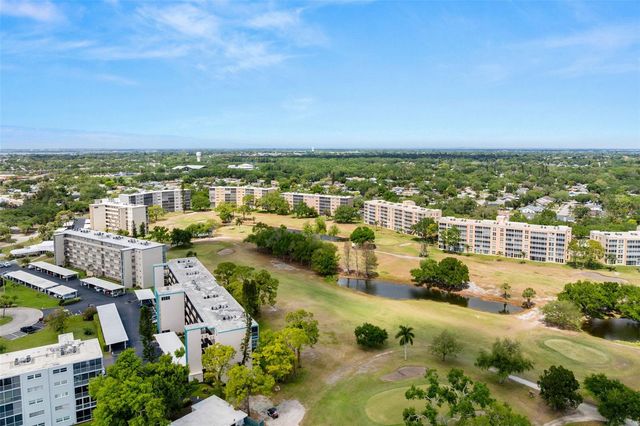 3620 IRONWOOD CIRCLE 406O, Bradenton, FL 34209