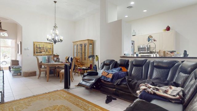 10072 Armani Drive, Boynton Beach, FL 33437