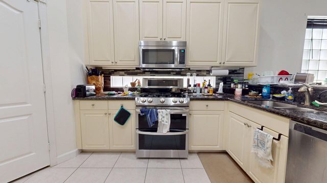 10072 Armani Drive, Boynton Beach, FL 33437