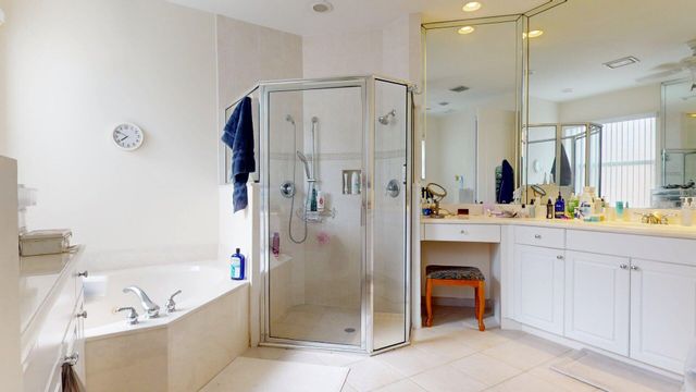 10072 Armani Drive, Boynton Beach, FL 33437