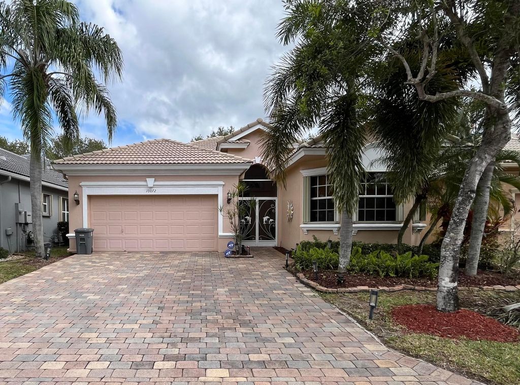 10072 Armani Drive, Boynton Beach, FL 33437