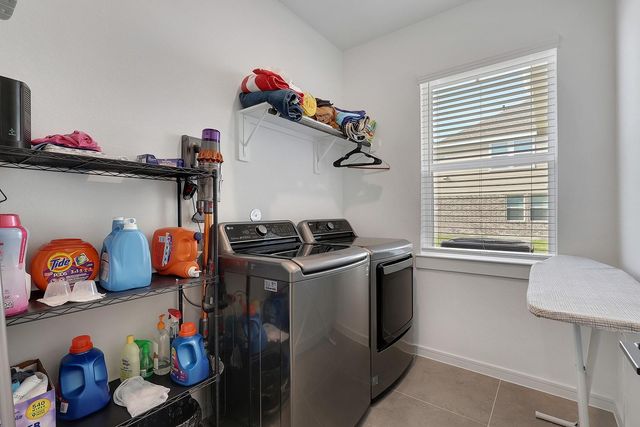 406 Cane Crossing Lake Drive, Sealy, TX 77474