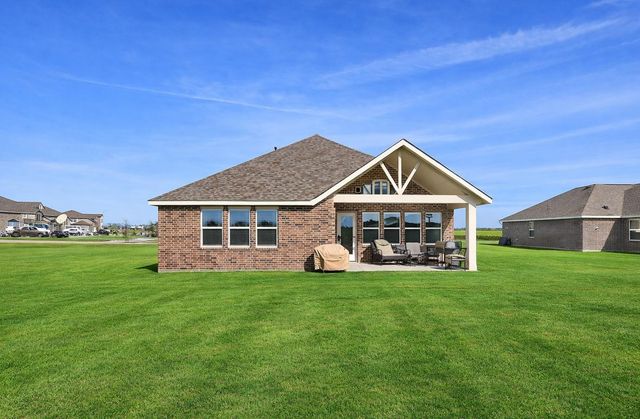 406 Cane Crossing Lake Drive, Sealy, TX 77474