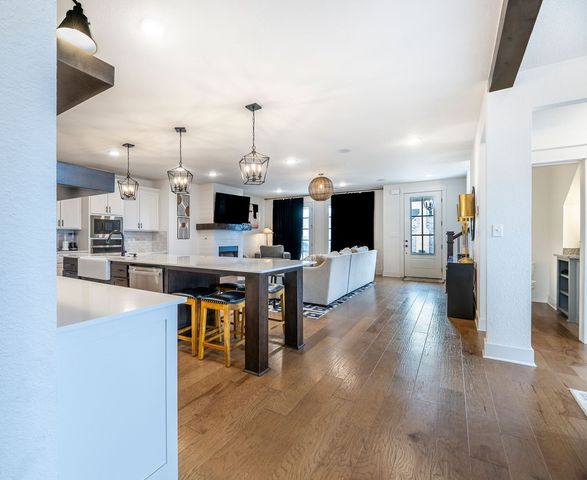 132 N Solitude Bend, Fayetteville, AR 72704