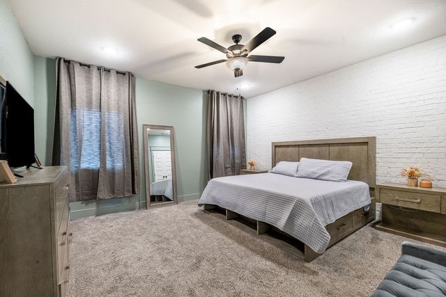 132 N Solitude Bend, Fayetteville, AR 72704