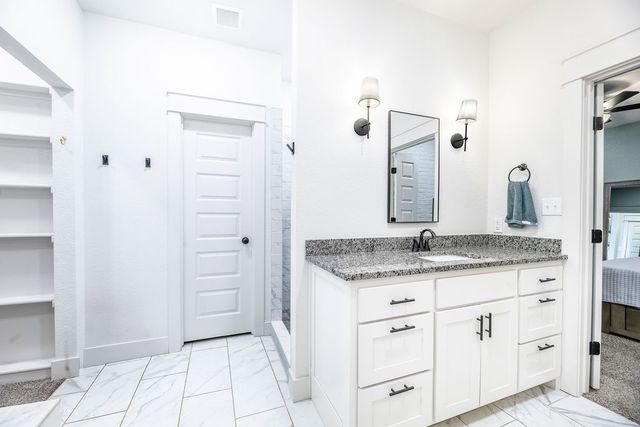 132 N Solitude Bend, Fayetteville, AR 72704