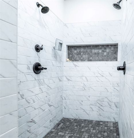 132 N Solitude Bend, Fayetteville, AR 72704