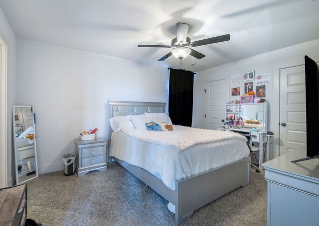 132 N Solitude Bend, Fayetteville, AR 72704