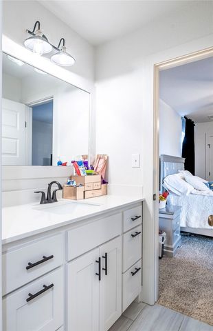 132 N Solitude Bend, Fayetteville, AR 72704