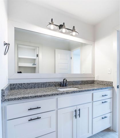 132 N Solitude Bend, Fayetteville, AR 72704