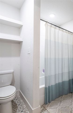 132 N Solitude Bend, Fayetteville, AR 72704