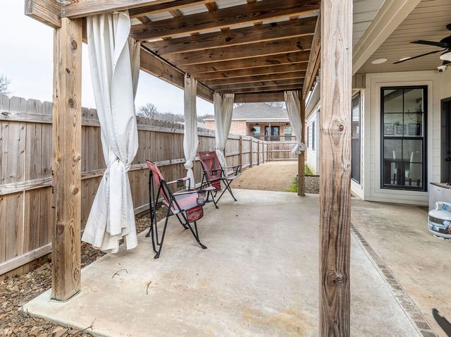 132 N Solitude Bend, Fayetteville, AR 72704