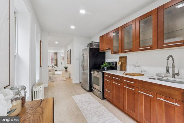 1302 N LAWRENCE ST, Philadelphia, PA 19122