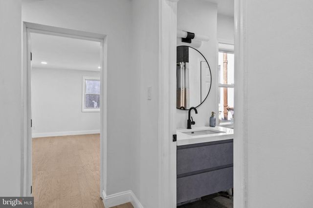 1302 N LAWRENCE ST, Philadelphia, PA 19122