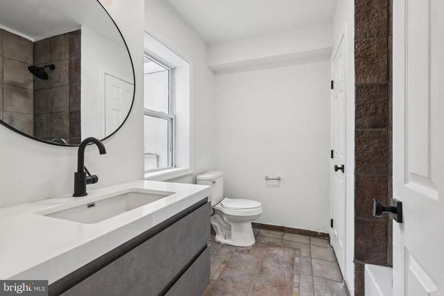 1302 N LAWRENCE ST, Philadelphia, PA 19122