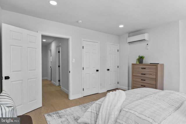 1302 N LAWRENCE ST, Philadelphia, PA 19122