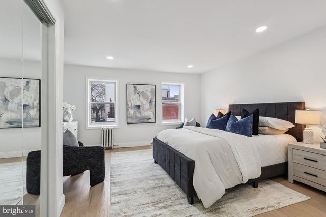 1302 N LAWRENCE ST, Philadelphia, PA 19122