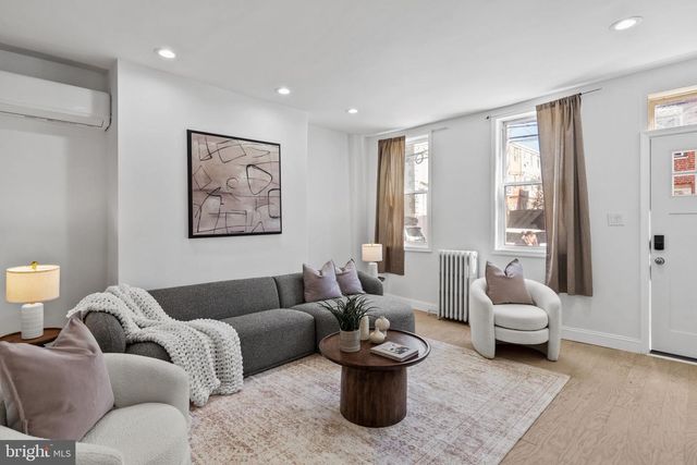 1302 N LAWRENCE ST, Philadelphia, PA 19122