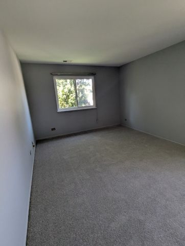 1470 WILLIAMSBURG Drive D2, Schaumburg, IL 60193