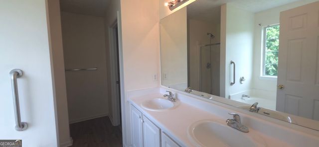 2895 Gallery Grove, Snellville, GA 30039