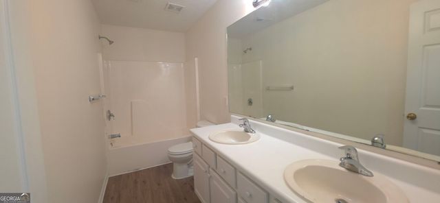 2895 Gallery Grove, Snellville, GA 30039