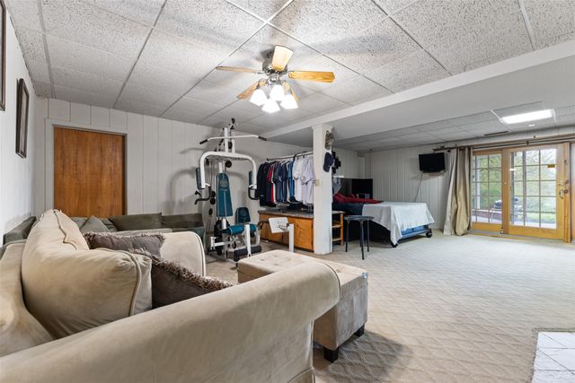 1608 W Lincoln Way, Marshalltown, IA 50158