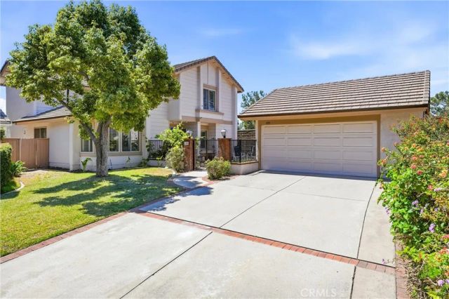 100 Acorn, Brea, CA 92821