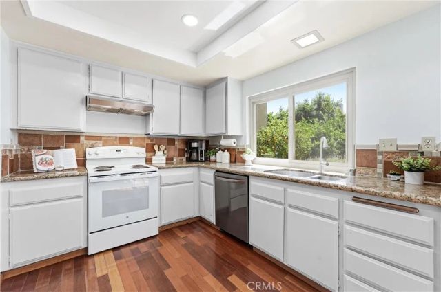 100 Acorn, Brea, CA 92821