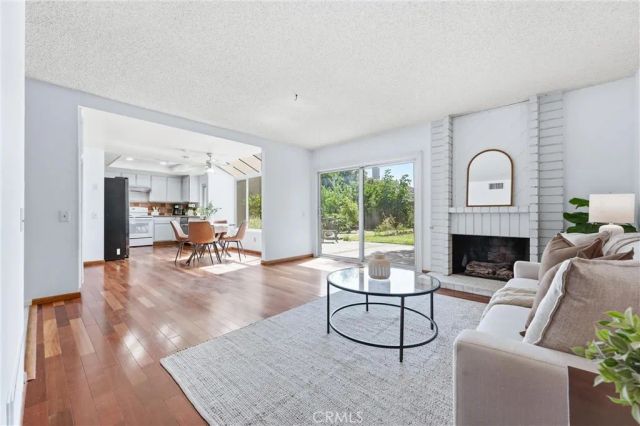 100 Acorn, Brea, CA 92821