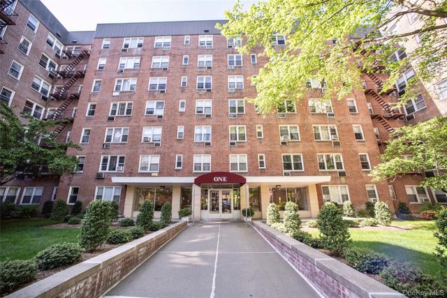 1 Sadore Lane 1N, Yonkers, NY 10710