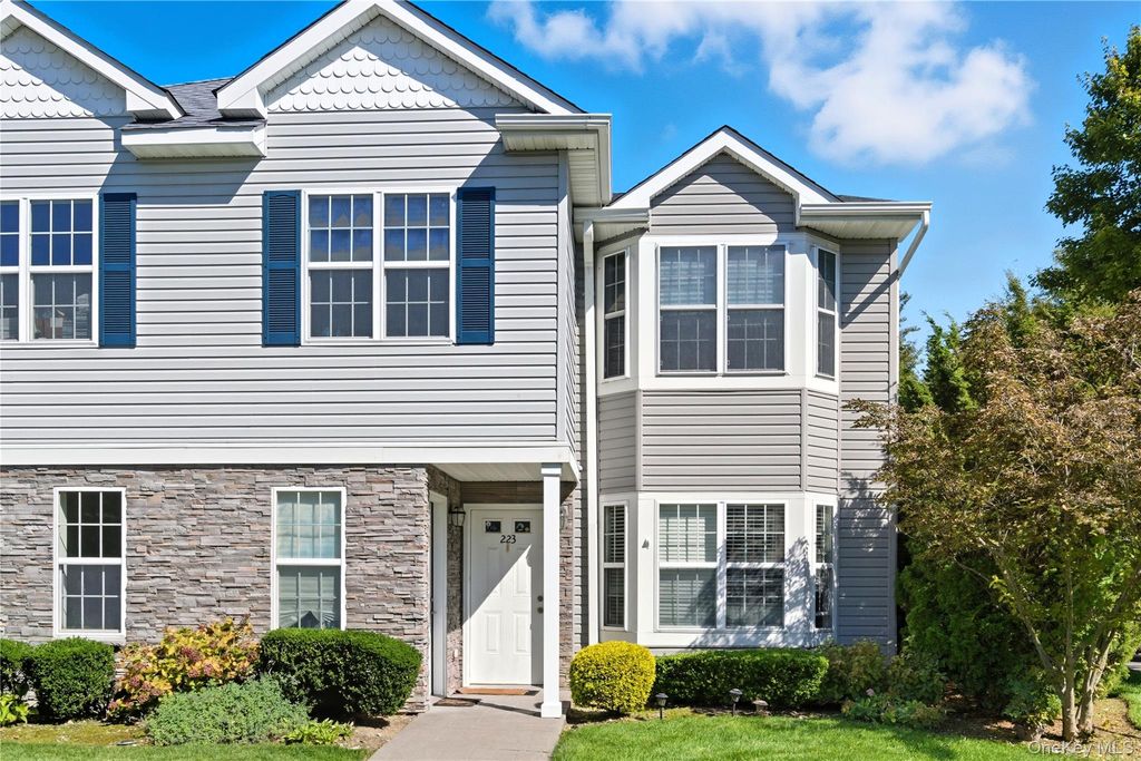 224 Medea Way 224, Central Islip, NY 11722