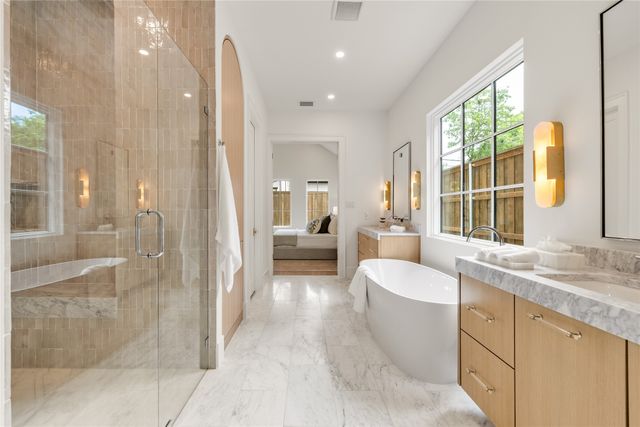 9866 Mixon Drive, Dallas, TX 75220
