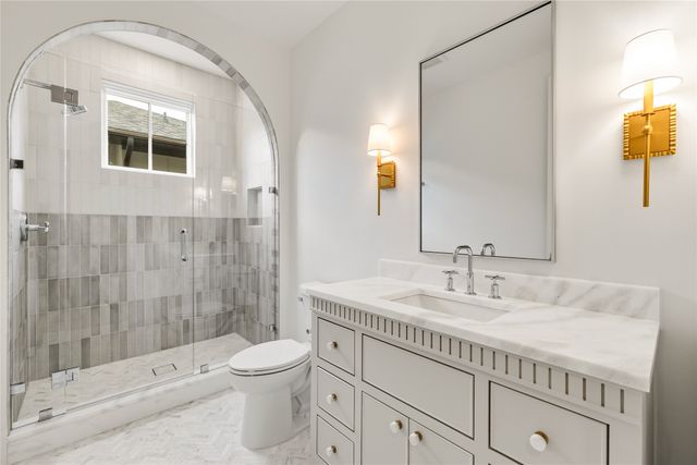 9866 Mixon Drive, Dallas, TX 75220
