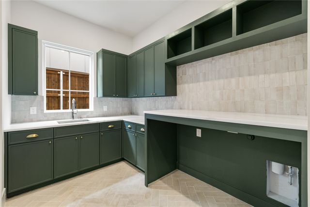 9866 Mixon Drive, Dallas, TX 75220
