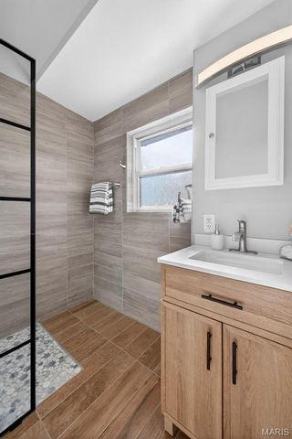 1212 N 3rd Street, St Charles, MO 63301