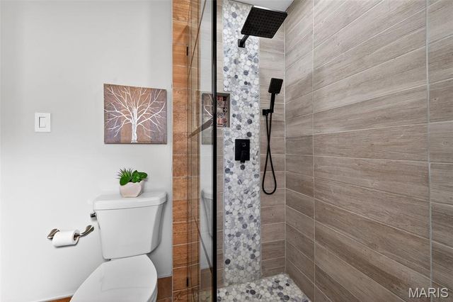 1212 N 3rd Street, St Charles, MO 63301