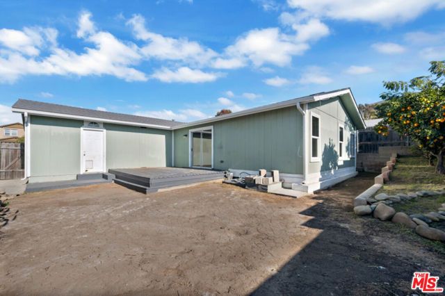 472 Hupa Street, Ventura, CA 93001