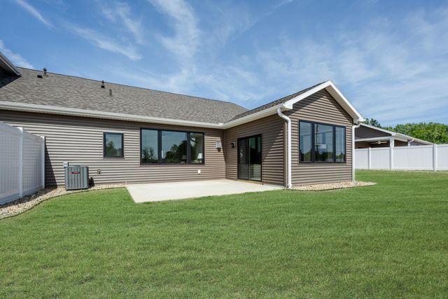 3635 Katherine Lane 42, St. Joseph, MI 49085