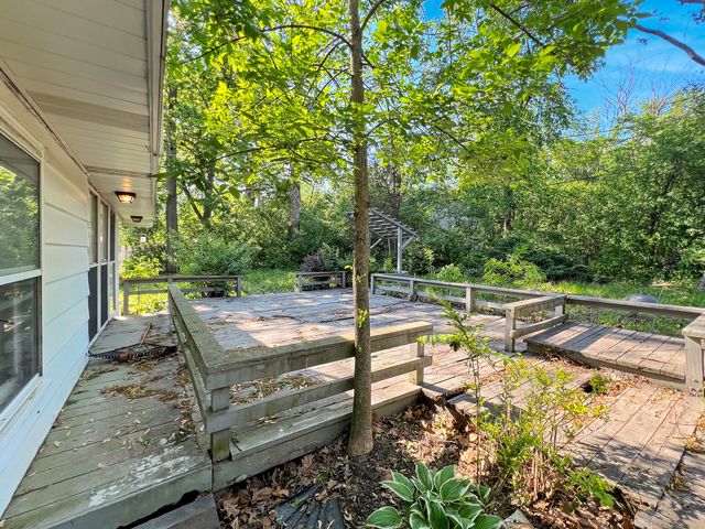785 Saint Andrews Drive, Crete, IL 60417