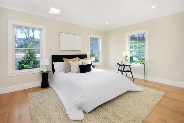 29 Saddle Road, Concord, MA 01742