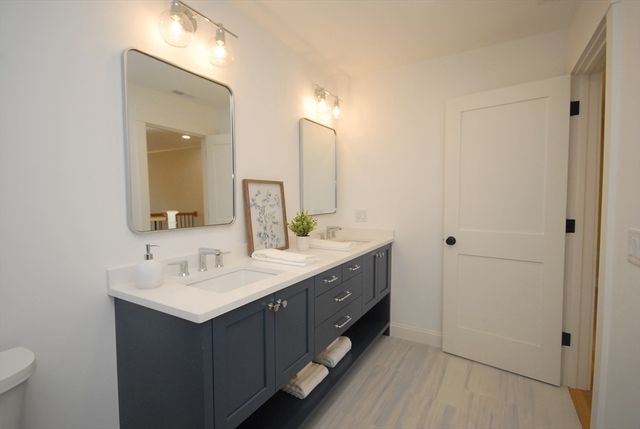 29 Saddle Road, Concord, MA 01742