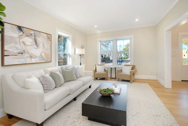 29 Saddle Road, Concord, MA 01742