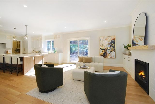 29 Saddle Road, Concord, MA 01742