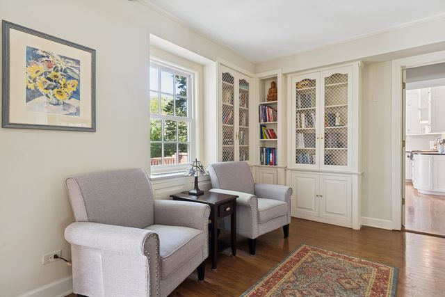 2754 Ridge Avenue, Evanston, IL 60201