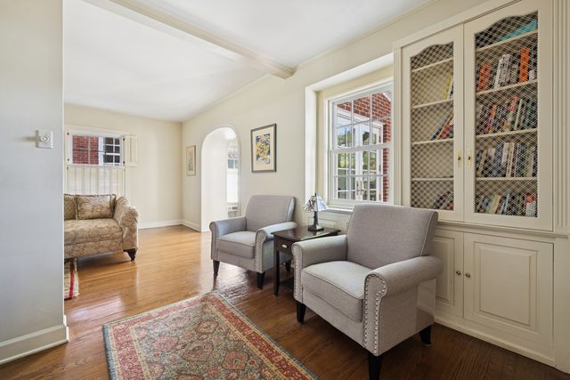 2754 Ridge Avenue, Evanston, IL 60201