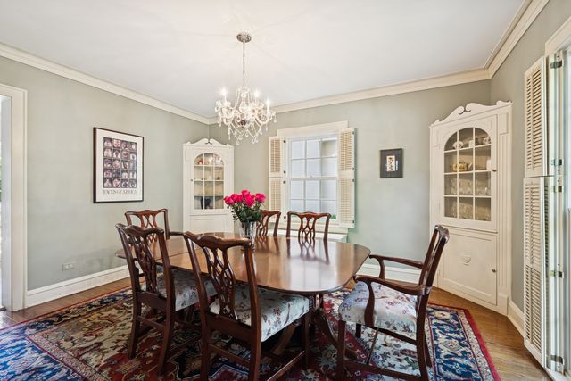 2754 Ridge Avenue, Evanston, IL 60201