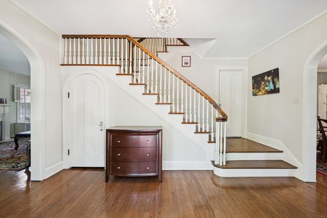 2754 Ridge Avenue, Evanston, IL 60201