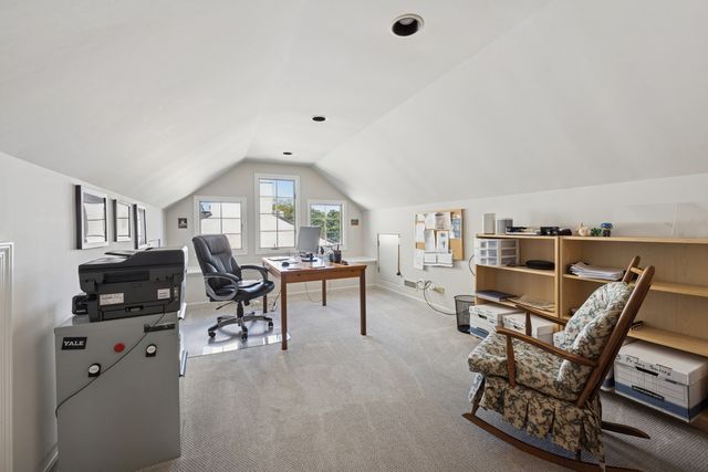 2754 Ridge Avenue, Evanston, IL 60201